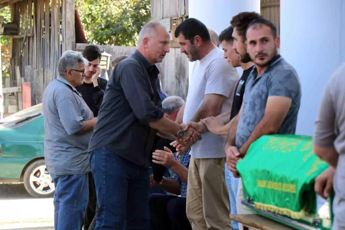 Hendek’teki Fabrika Patlamasında Hayatını Kaybeden Eray Kızıldağ Son Yolculuğuna Uğurlandı