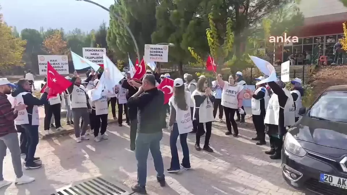 PAÜ İşçileri Greve Gitti