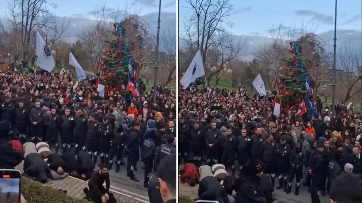 Yıldız Teknik Üniversitesi’nde yılbaşı ağacı gerilimi