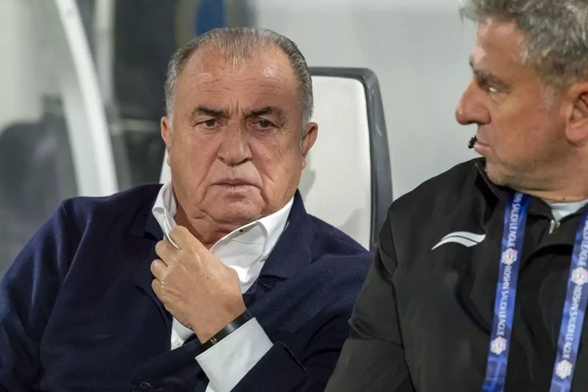 Al Shabab deplasmanda yenildi, Fatih Terim hakemlere salladı