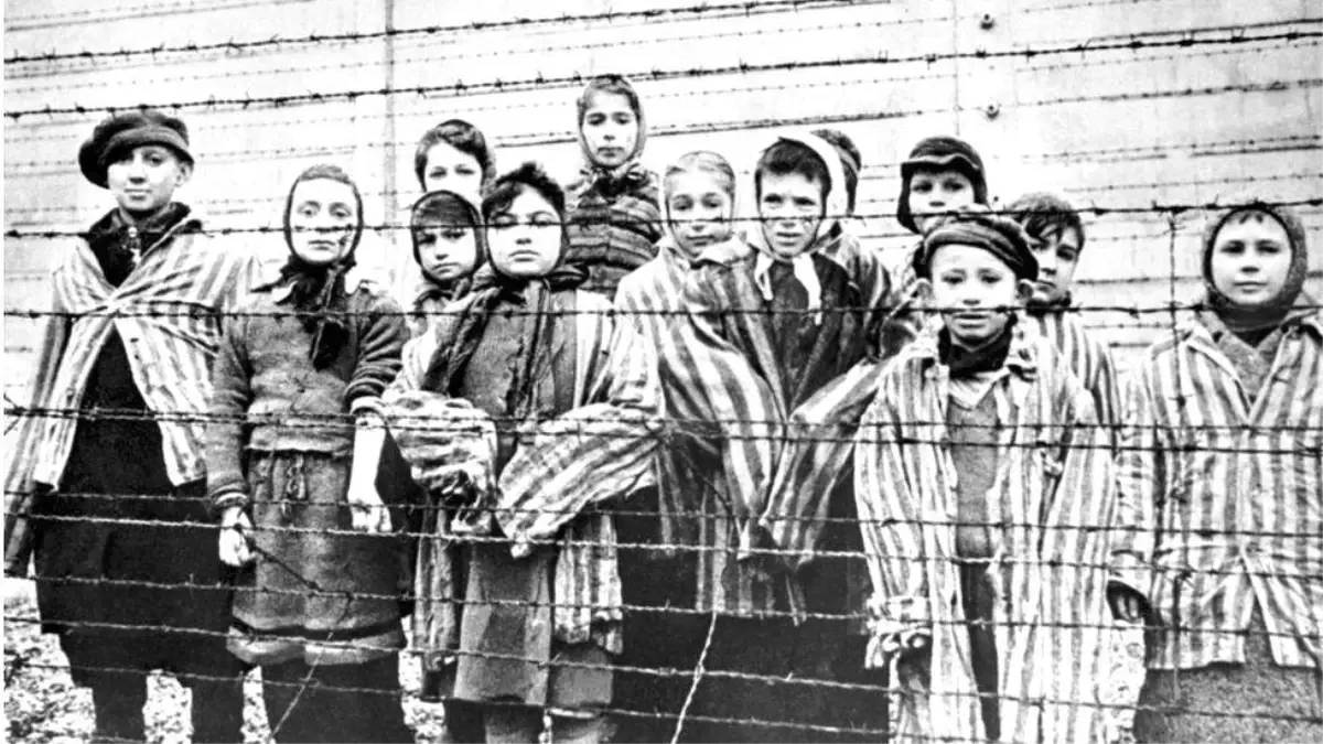 Auschwitz’in Kurtuluşu: 80. Yıl Anması