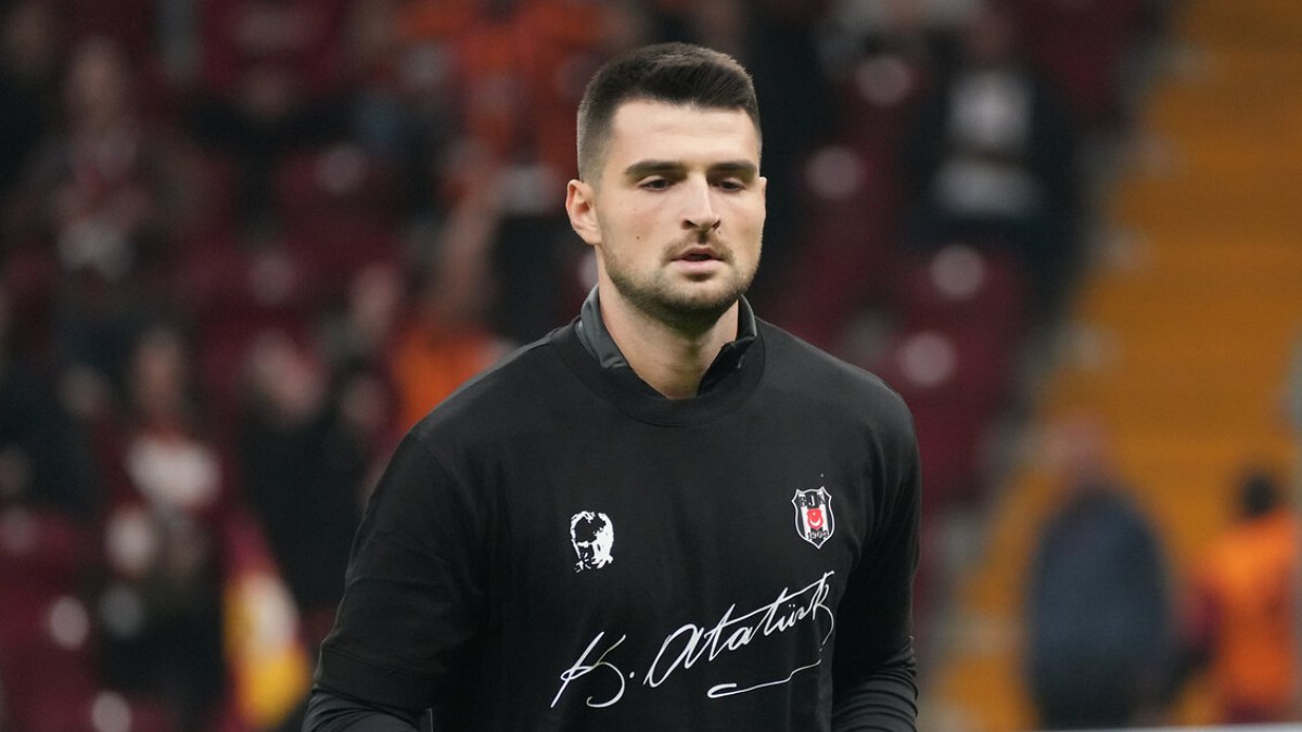 Beşiktaş’tan Watford’a ret! Ersin Destanoğlu kalıyor